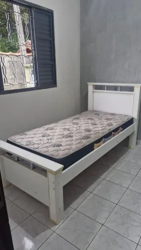 Cama e colchao solteiro