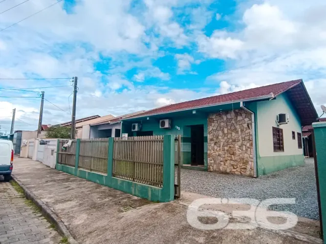 Casa | Joinville | Espinheiros