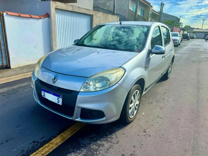 Renault Sandero Expression Hi-flex 1.6 8V 5P 2012