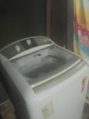 Vendo uma máquina de lavar 13 kilo