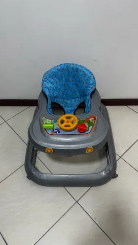 Vendo andador infantil