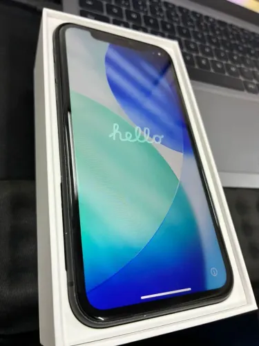 iPhone 11 Preto 64GB