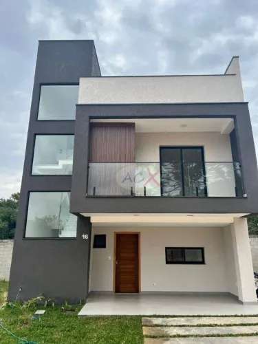Sobrado com 3 dormitórios à venda, 124 m² por R$ 895.900,00 - Barreirinha - Curitiba/PR