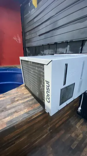 Ar condicionado semi novo 10.000 