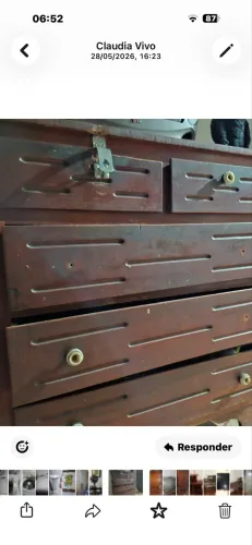 Cômoda antiquário com mais de 80 anos  