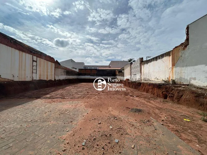 Terreno à venda, 375 m² por R$ 690.000 - Vila Belvedere - Americana/SP