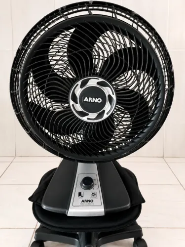 Ventilador Arno de mesa 220v