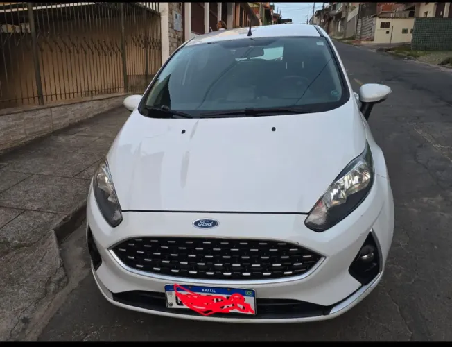 Ford Fiesta SEL 1.6 16V Flex Mec. 5P 2018