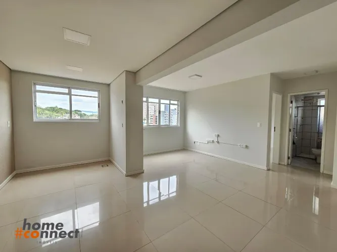 Sala comercial para aluguel com 60m² na Av. Santos Dumont no bairro Bom Retiro por R$ 2.19