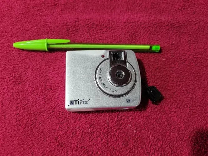 Antiga Câmera Ti-Pix Modelo LS 300 DOS ANOS 80/90