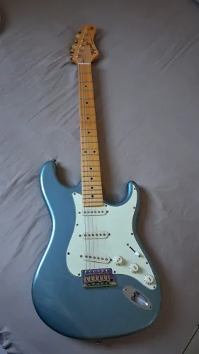 Guitarra Tagima TG-530 Woodstock (Stratocaster) com Upgrades - pra vender logo