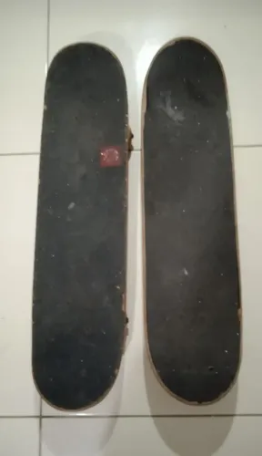 Skates (duas unidades)