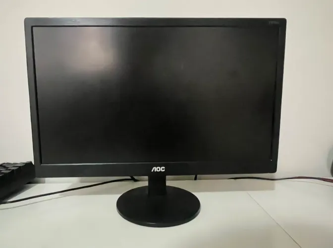 Monitor AOC