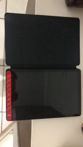Tablet Lenovo 3 meses de uso 