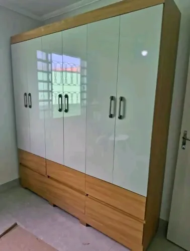 Guarda roupa de casal novos