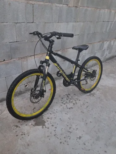 Bicicleta Caloi MTB Aro 24