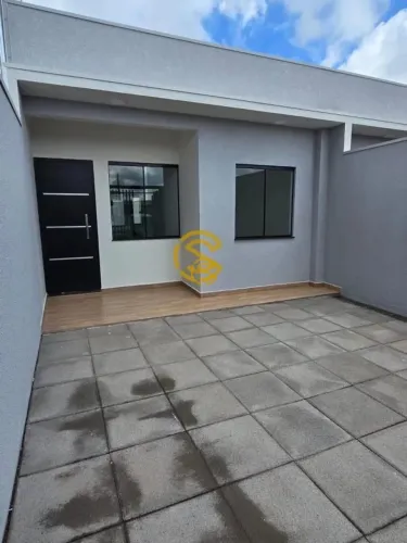 Casa para Venda em Cascavel, Floresta, 2 dormitórios, 1 banheiro, 2 vagas