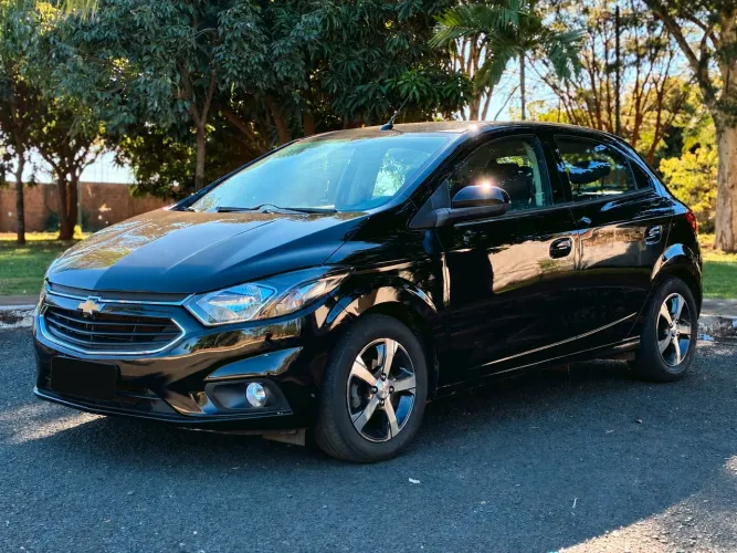 Chevrolet Onix Hatch LTZ 1.4 8V Flex Mec. 4P 2017