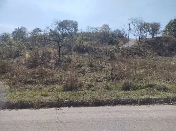 Lote no Portal do Moinho - 510 m² - frente para duas ruas