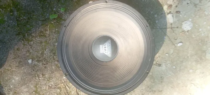 Oversound 15" 550w