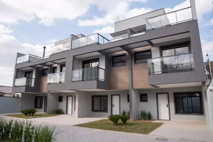 Sobrados Triplex Rinelli V Jardim das Américas, Curitiba/PR