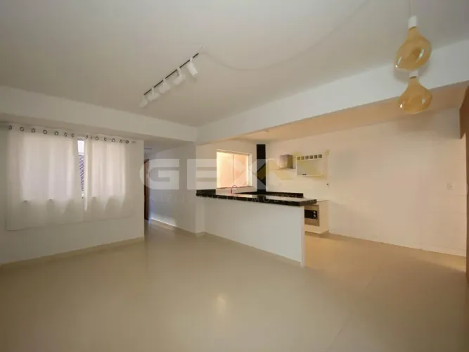 Apartamento à Venda, 03 Quartos no Bairro Sidil em Divinópolis MG.