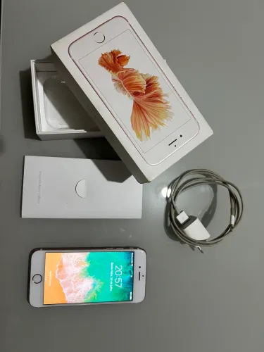 iphone 6S 64gb
