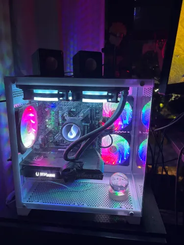 PC Gamer Ryzen 7 5700X3D + RTX 3070 Ti | 32 GB RAM | SSD NVMe 1 TB + 2 monitores