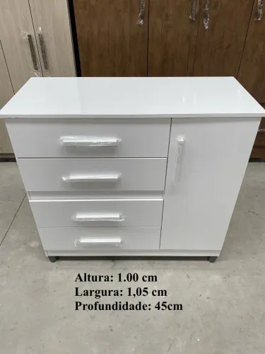 Cômoda com 4 gavetas - entrego hoje