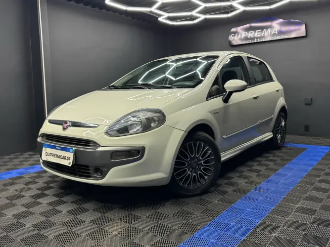 Fiat Punto Sporting 1.8 Flex 8v/16v 5P 2013