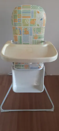 Cadeira de alimentação