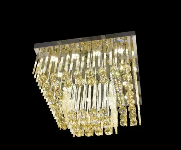 Lustre Diamante dourado