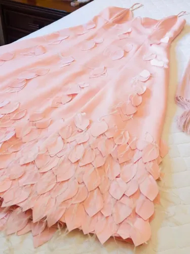 Vestido de festa exclusivo e elegantérrimo