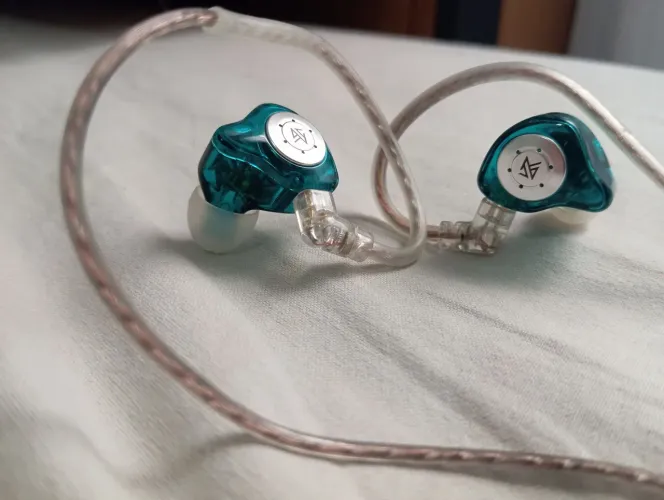 Fone intra-auricular qkz enzo