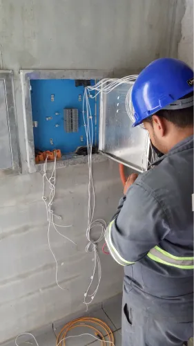 Vaga para auxiliar/instalador de segurança eletrônica