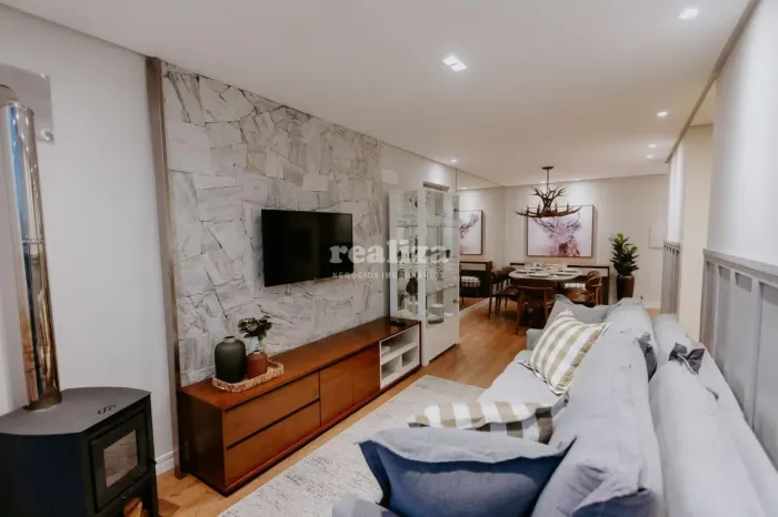 REALIZA VENDE APARTAMENTO COM 2 DORMITÓRIOS