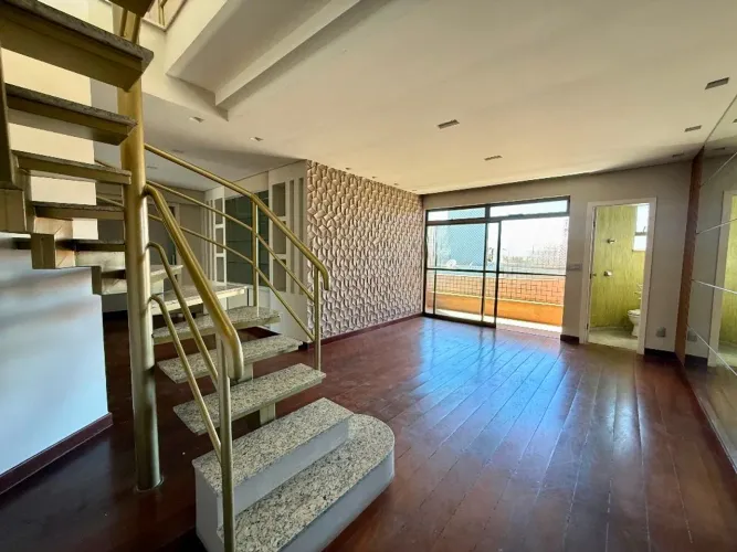 Cobertura com 3 dormitórios para alugar, 240 m² por R$ 5.800,00/mês - Caiçaras - Belo Hori