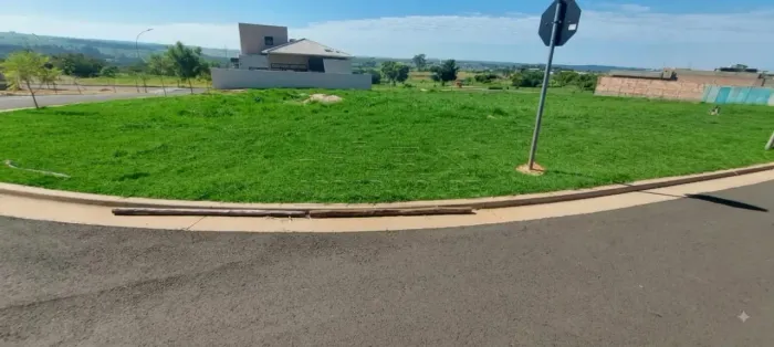 Condomínio Guestier I Residencial Boutique - VENDA - Lote Esquina / PIRATININGA