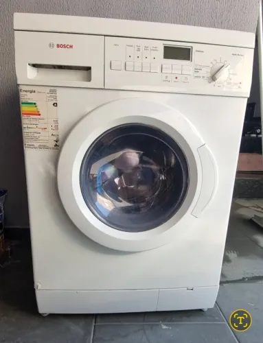 Maquina de lavar roupa