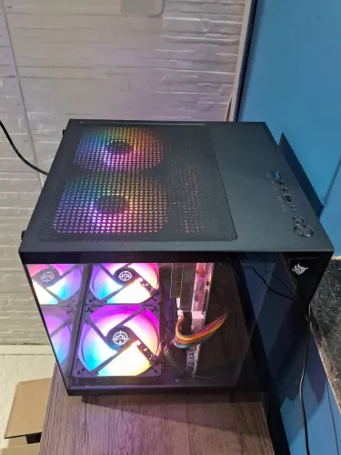 PC semi gamer barato