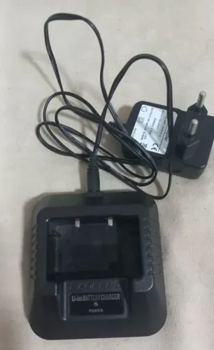 Carregador Base Rádio Baofeng UV-5R Bivolt - Semi-Novo