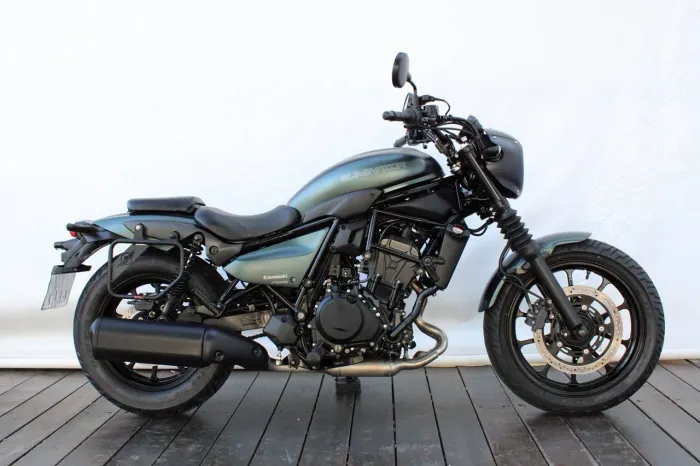 KAWASAKI ELIMINATOR 500 SE