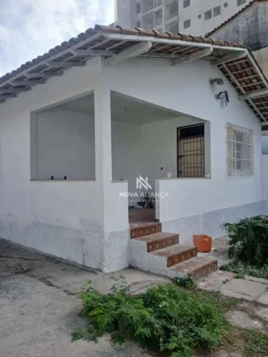 Casa com 3 quartos para alugar, 250 m² - Praia de Itaparica - Vila Velha/ES