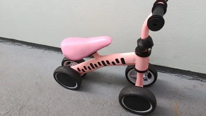 Vendo bicicleta de equilíbrio 