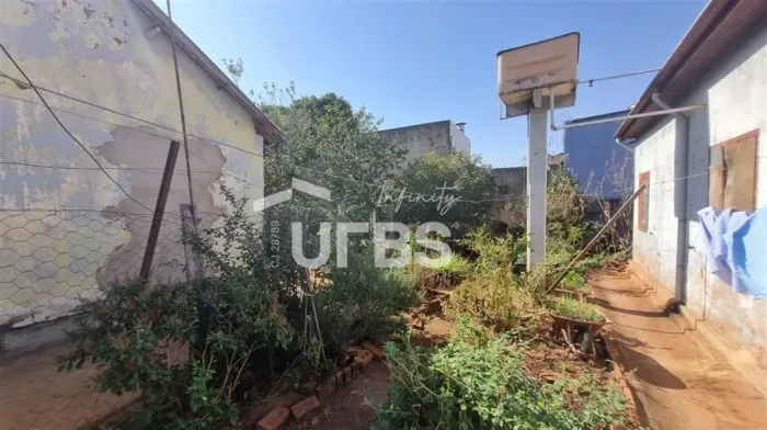 Terreno com 875m² à venda no bairro Brasil.
