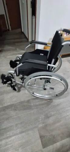 CADEIRA dobrável