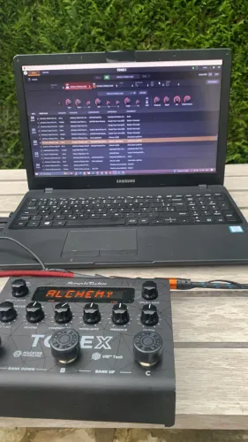 Pedal tonex