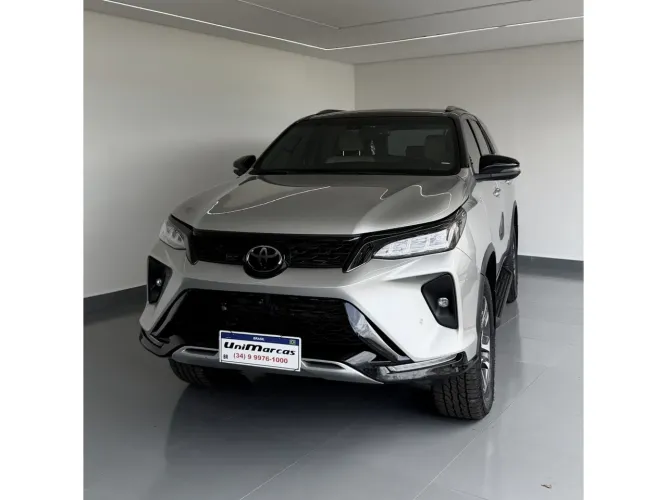 Toyota Hilux SW4 4X4 2.8 Diesel 2023