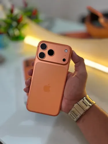 Iphone 17 pro max laranja 256 gb 1 mês de uso completo!