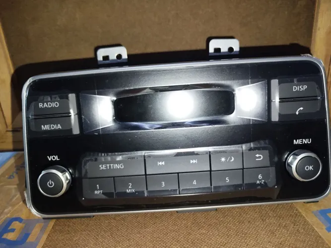 Multimídia Nissan original